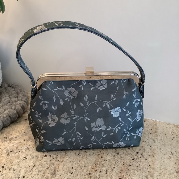Liz Claiborne Gray Floral Patterned Small Handbag - Picture 1 of 8